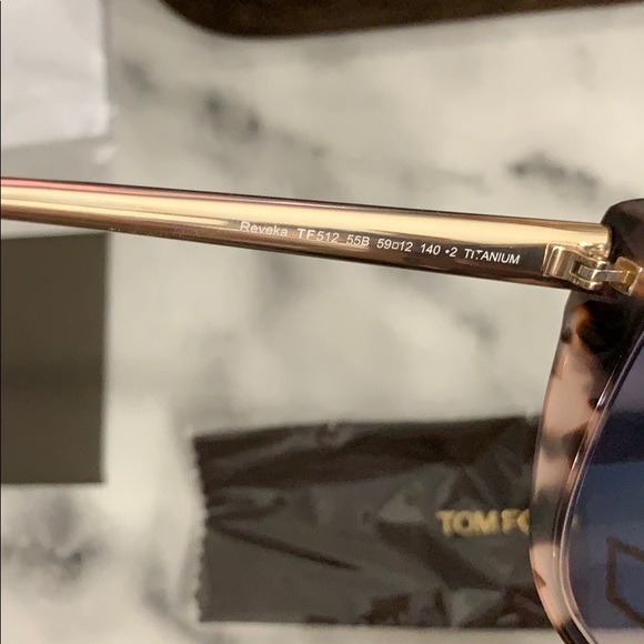 REVEKA TOM FORD SUNGLASSES IN LIGHT TORTOISE - Picture 5 of 8